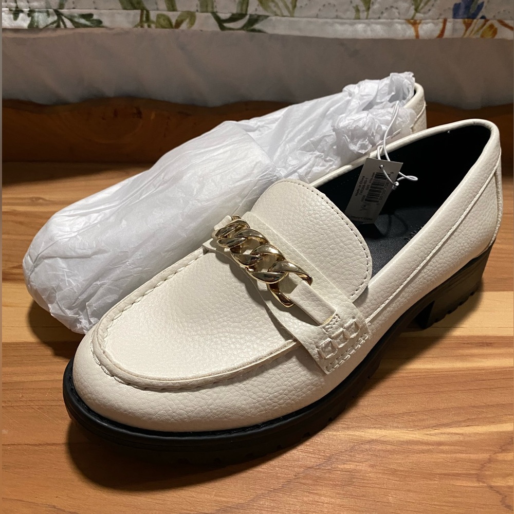 Woman’s loafers